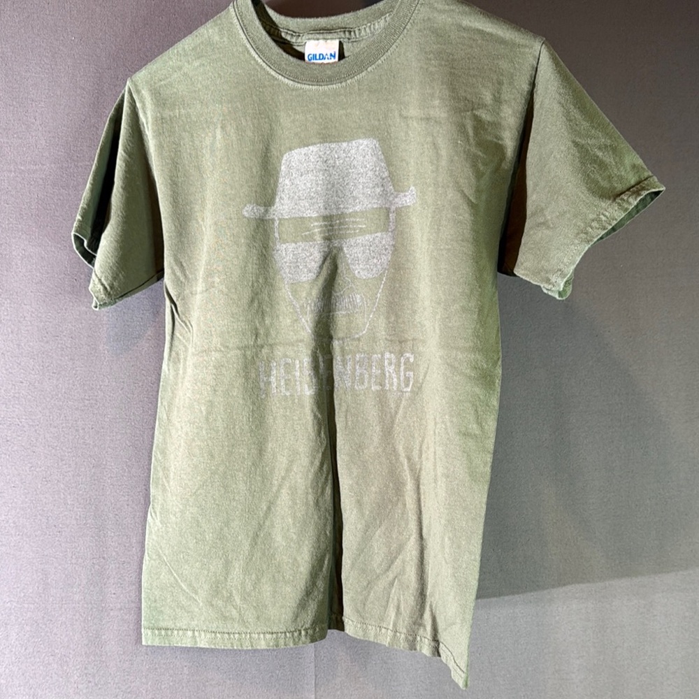 Heisenberg Gildan Olive‎ Graphic Tee men’s size small